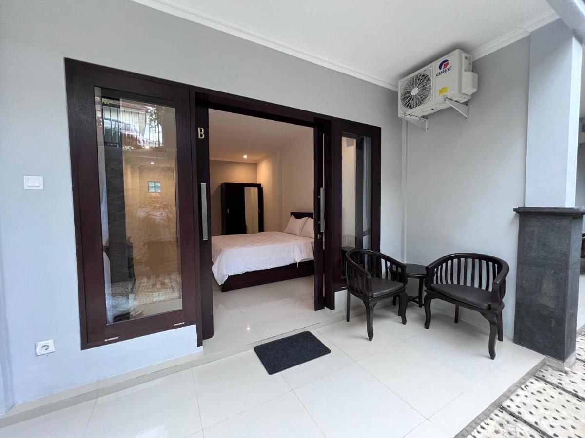 Green Hill Inn Jimbaran  Exterior photo